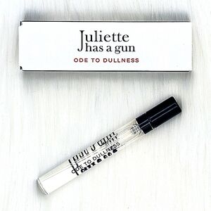 🔴 JULIETTE HAS A GUN Ode to Dullness - Travel Spray